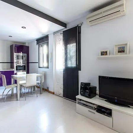 Apartamento En El Centro A 200 M De La Playa Apartment